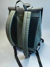Lade das Bild in den Galerie-Viewer, ENRICO BENETTI Moderner Laptop Rucksack
