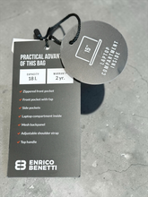 Lade das Bild in den Galerie-Viewer, ENRICO BENETTI Glasgow Laptop Rucksack
